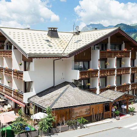 Ogmacchi Hotel Chatel Exterior photo