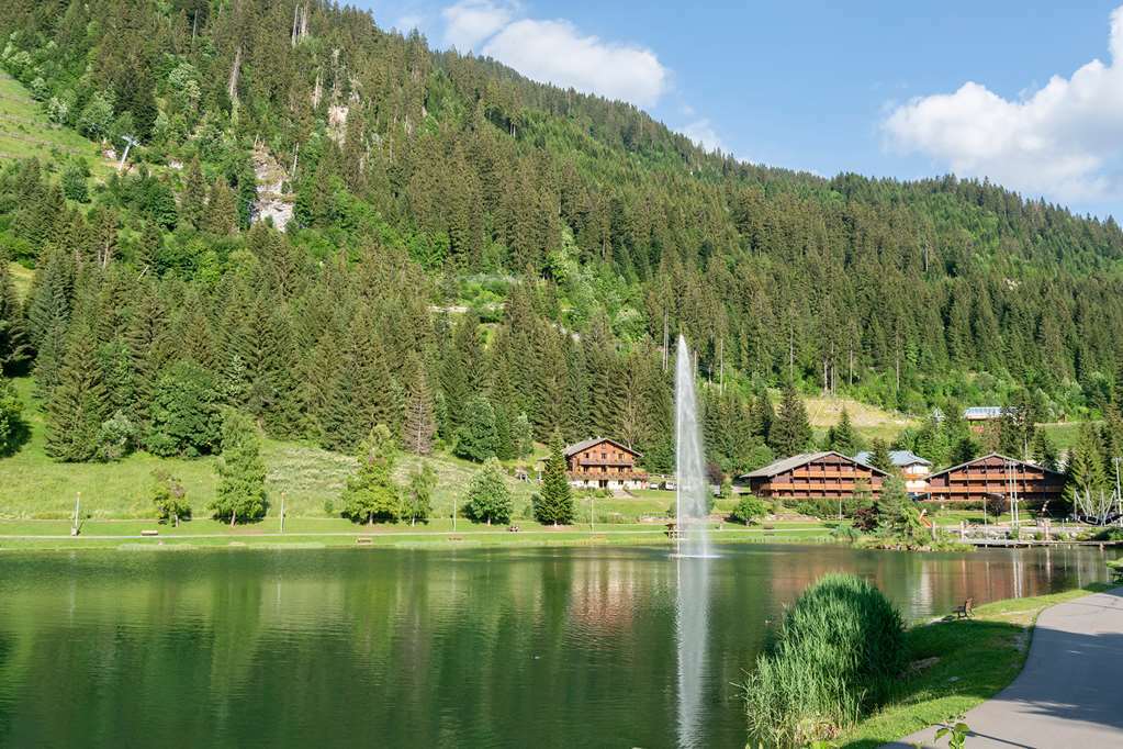 Ogmacchi Hotel Chatel Exterior photo