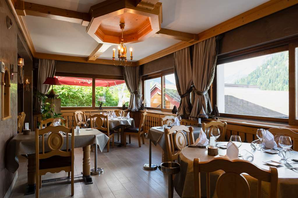 Ogmacchi Hotel Chatel Restaurant photo