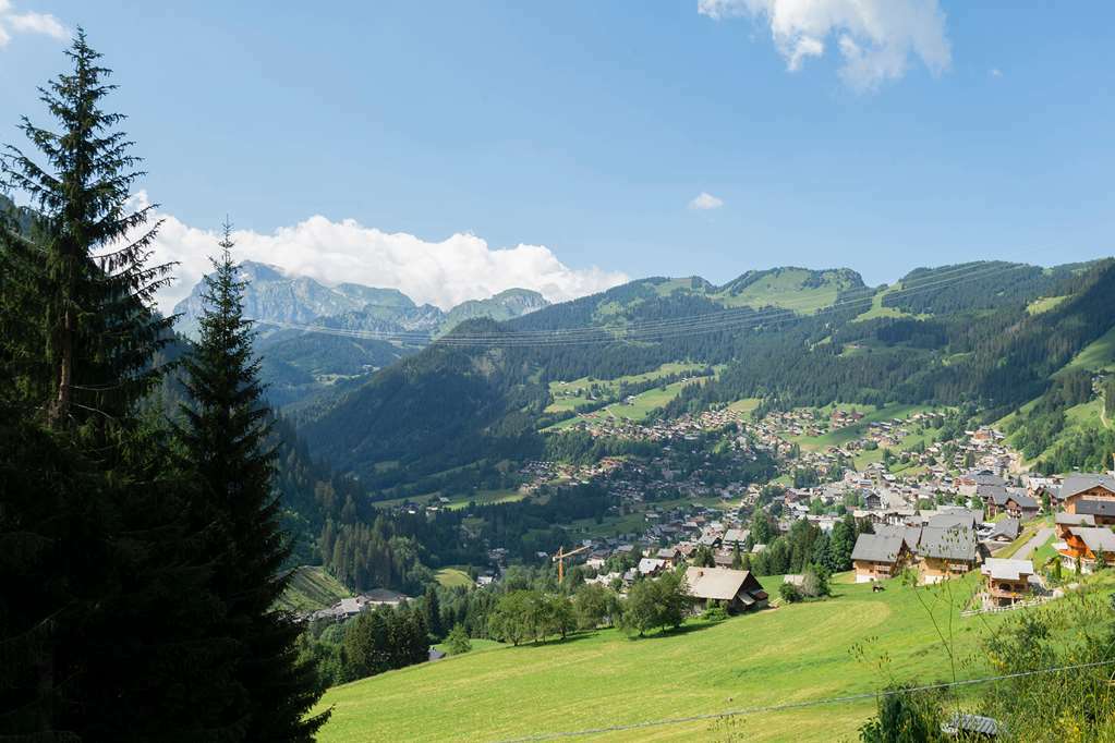 Ogmacchi Hotel Chatel Exterior photo